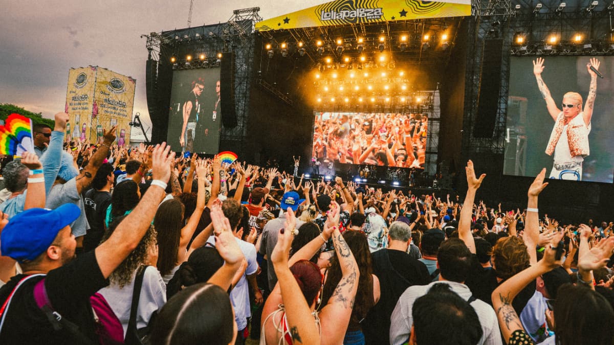 Lollapalooza Brasil 2026 reúne público de todo o país e destaca line-up diverso no segundo dia de festival
