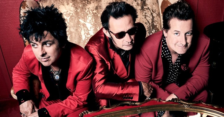 “Father Of All” | Green Day anuncia novo álbum e lança música em celebração da turnê com Weezer e Fall Out Boy