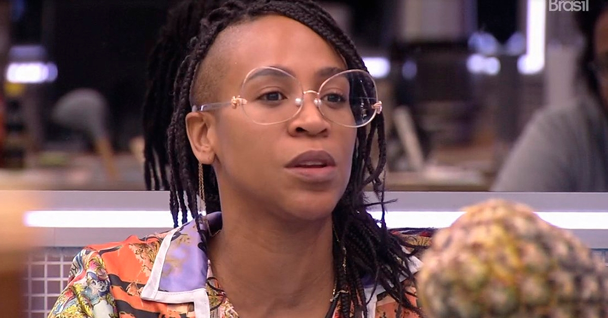 Jorge, filho de Karol Conká, relata ameaças: “Se coloquem no meu lugar”