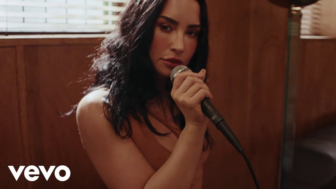 Demi Lovato - Let You Go (Live)